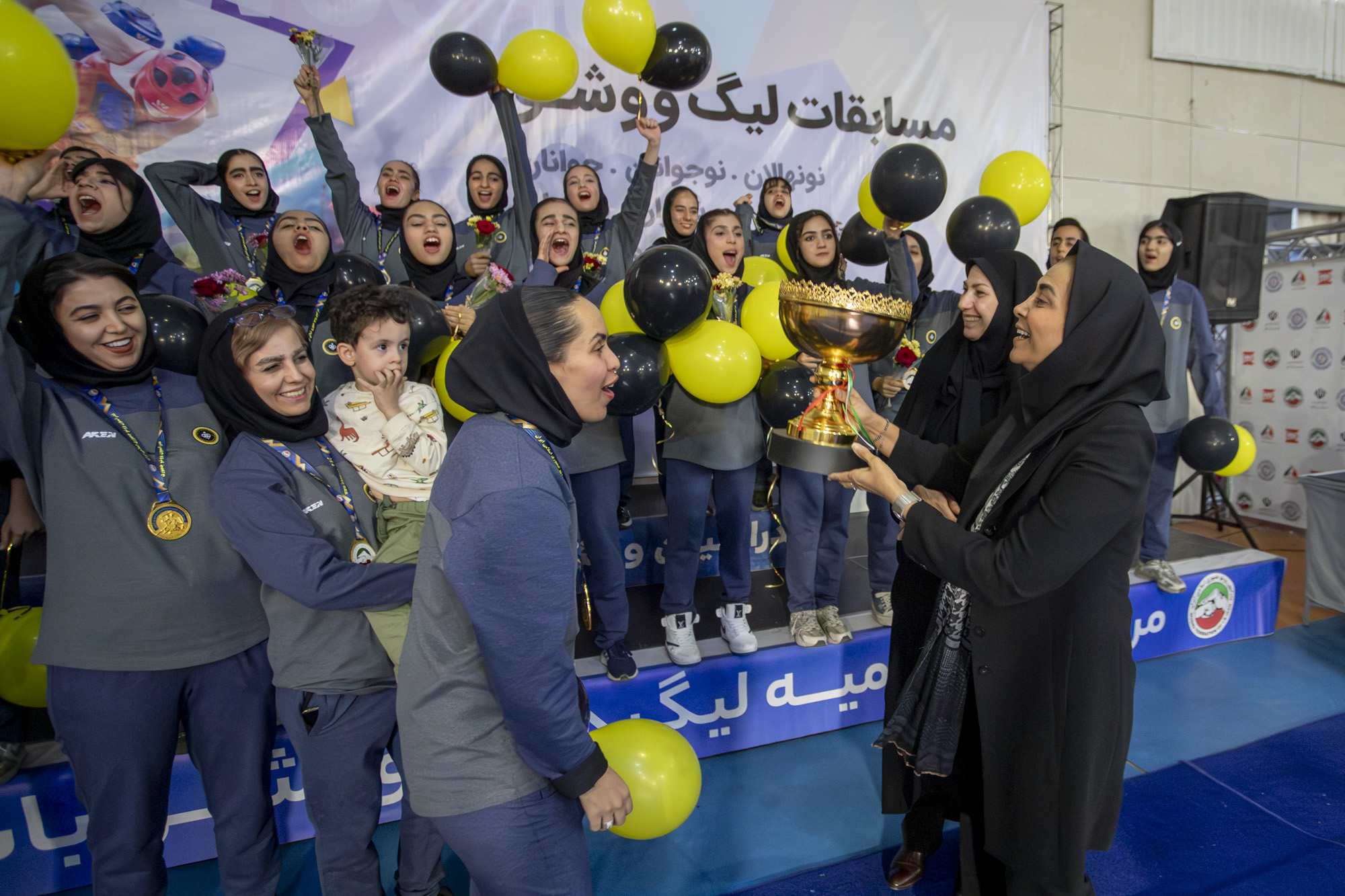 قهرمانی دختران سپاهان در لیگ ووشو جوانان دختر/ هیات ووشو ماهشهر و بهمن پارس ووشو مشهد روی سکوی دوم و سوم