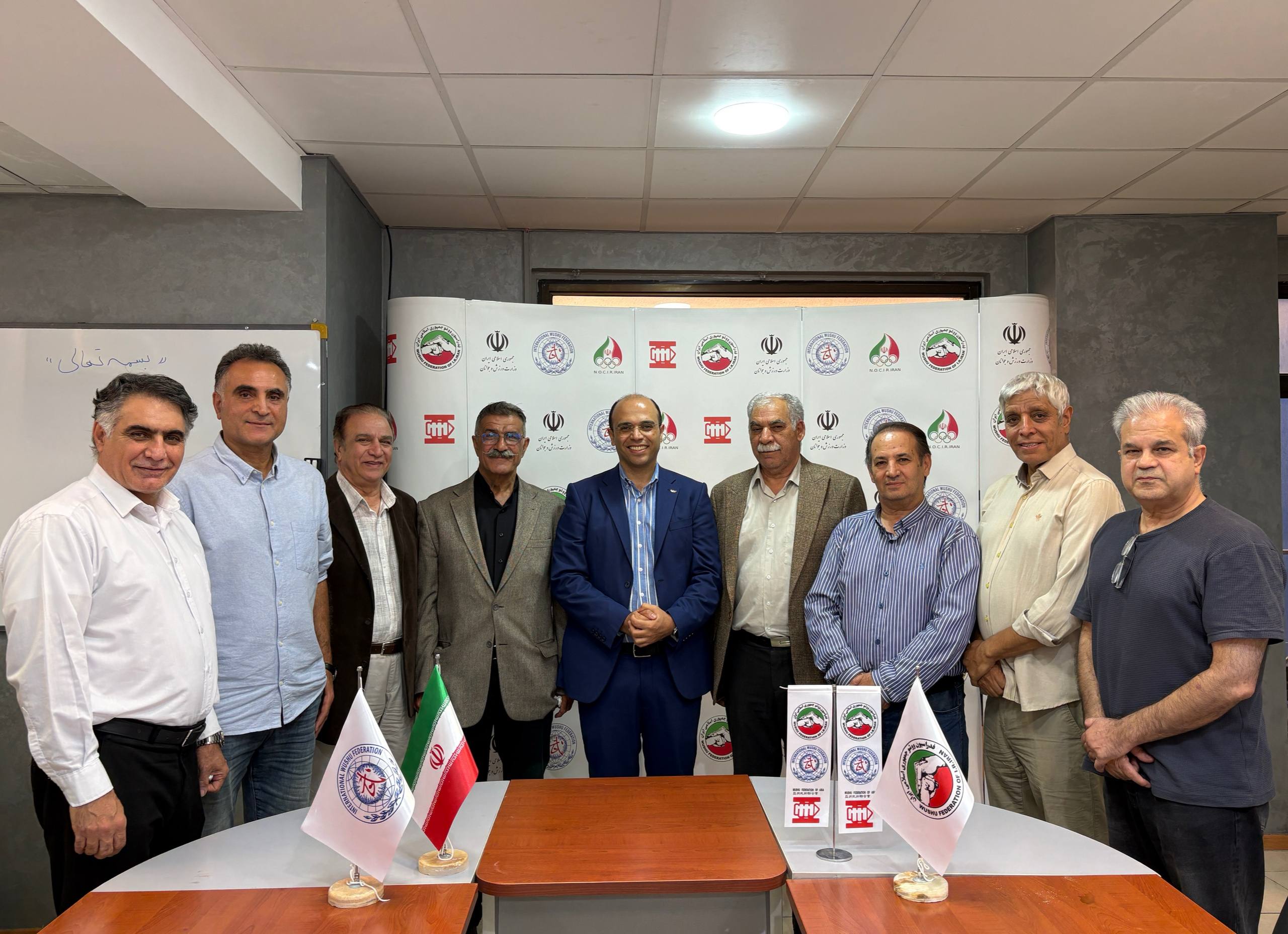 دیدار صمیمانه جمعی از پیشکسوتان خانواده ووشو ایران با رئیس فدراسیون