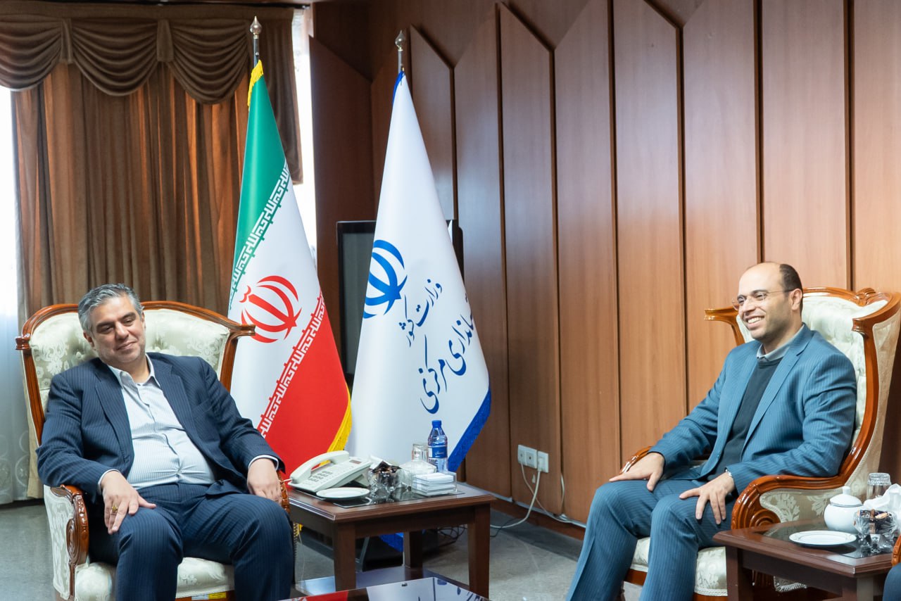 زندیه‌وکیلی: ورزش زبان مشترک ما با نسل جوان است/ صدیقی: ظرفیت خوبی برای توسعه همگانی ووشو در مرکزی مهیاست